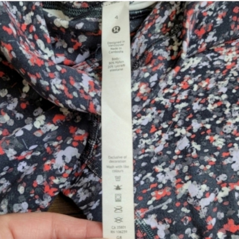 Lululemon Women's Align HR Pant 28" W5BZ0S Water Blossom mult red blue legging 4 - Picture 5 of 16